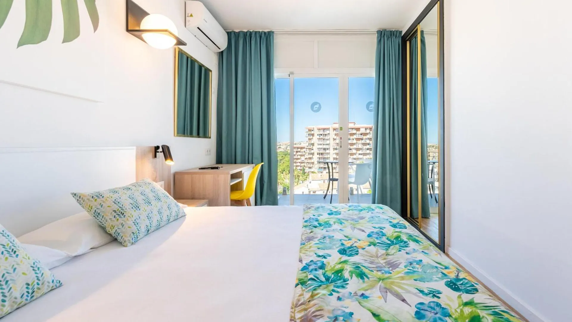 Hotel THB San Fermín Benalmádena 3*,  España